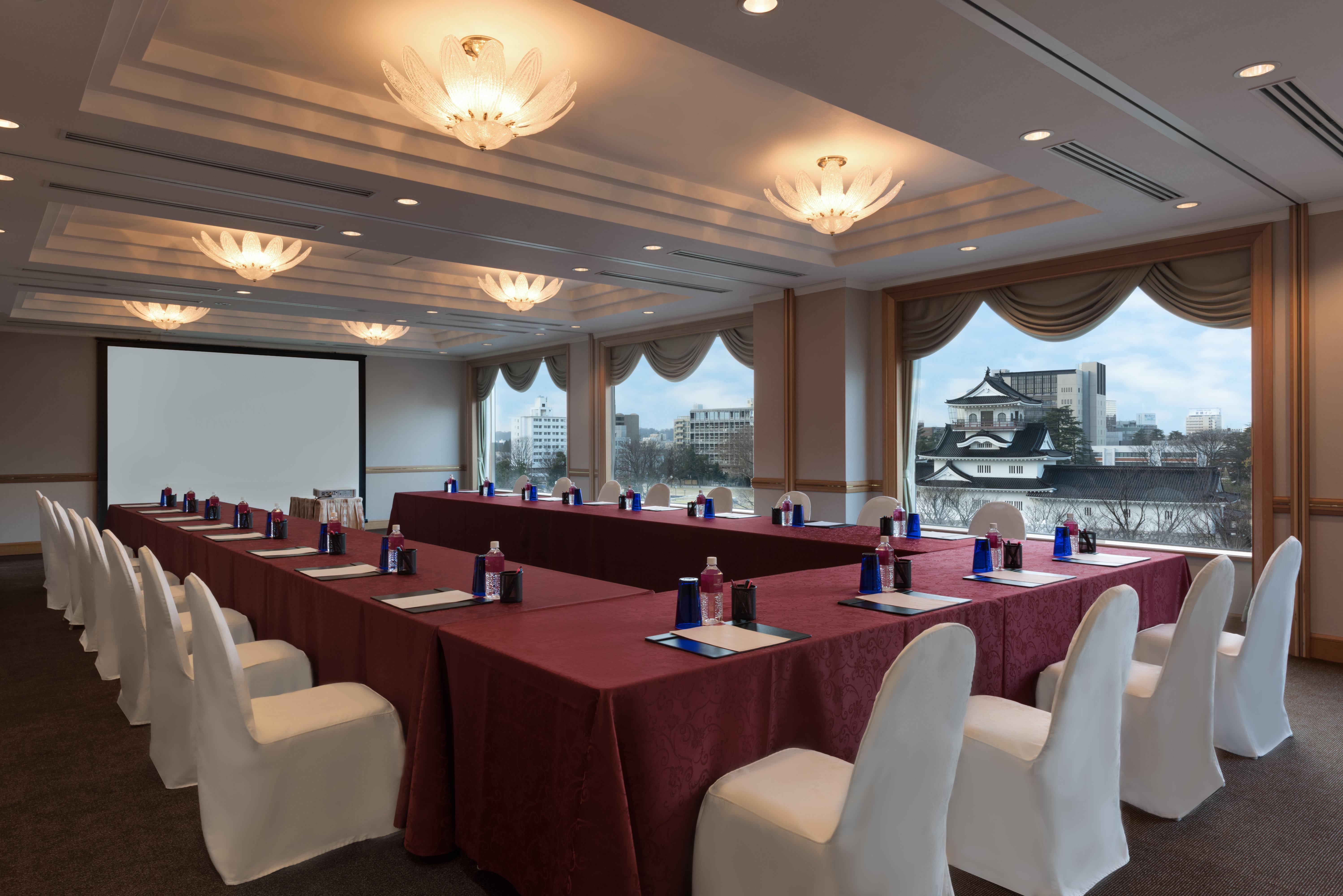 ANA Crowne Plaza Toyama, an IHG Hotel Eksteriør billede