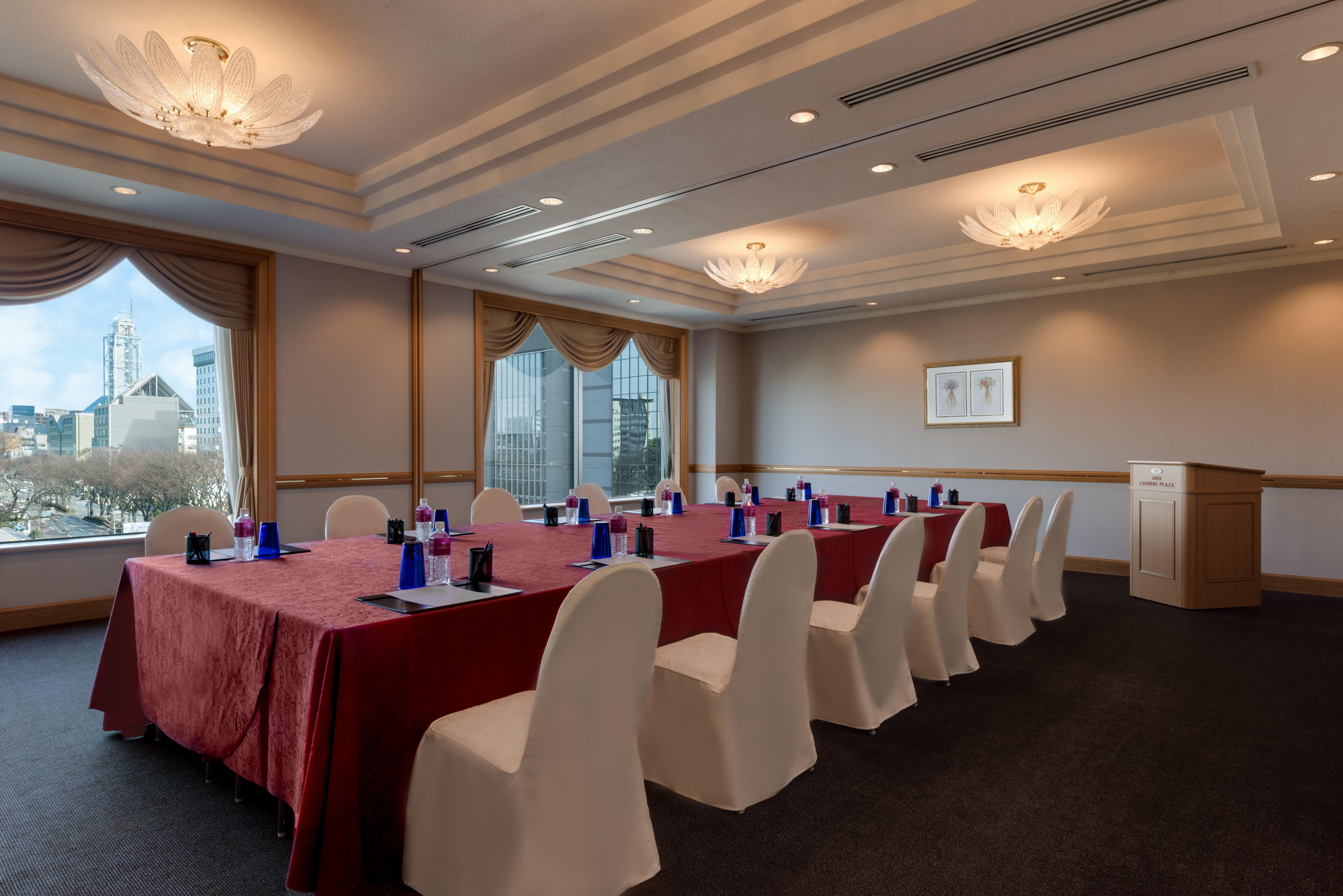 ANA Crowne Plaza Toyama, an IHG Hotel Eksteriør billede