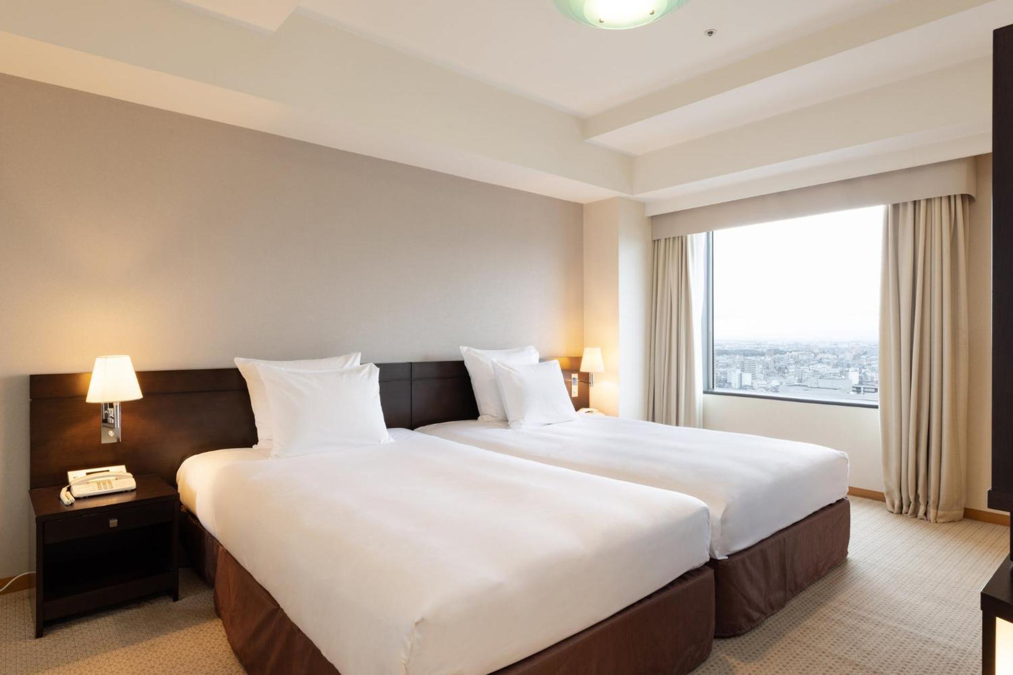 ANA Crowne Plaza Toyama, an IHG Hotel Eksteriør billede
