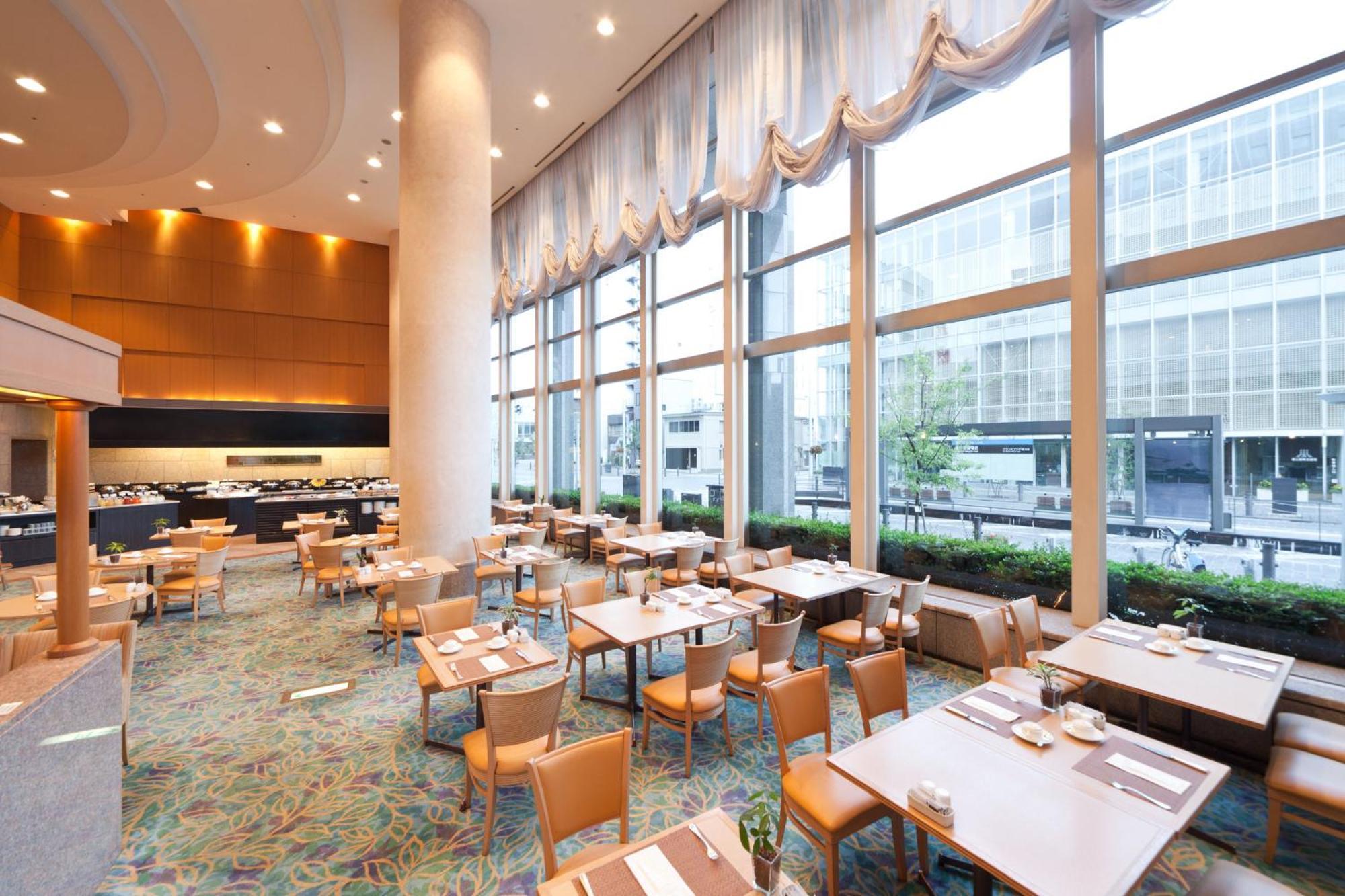 ANA Crowne Plaza Toyama, an IHG Hotel Eksteriør billede