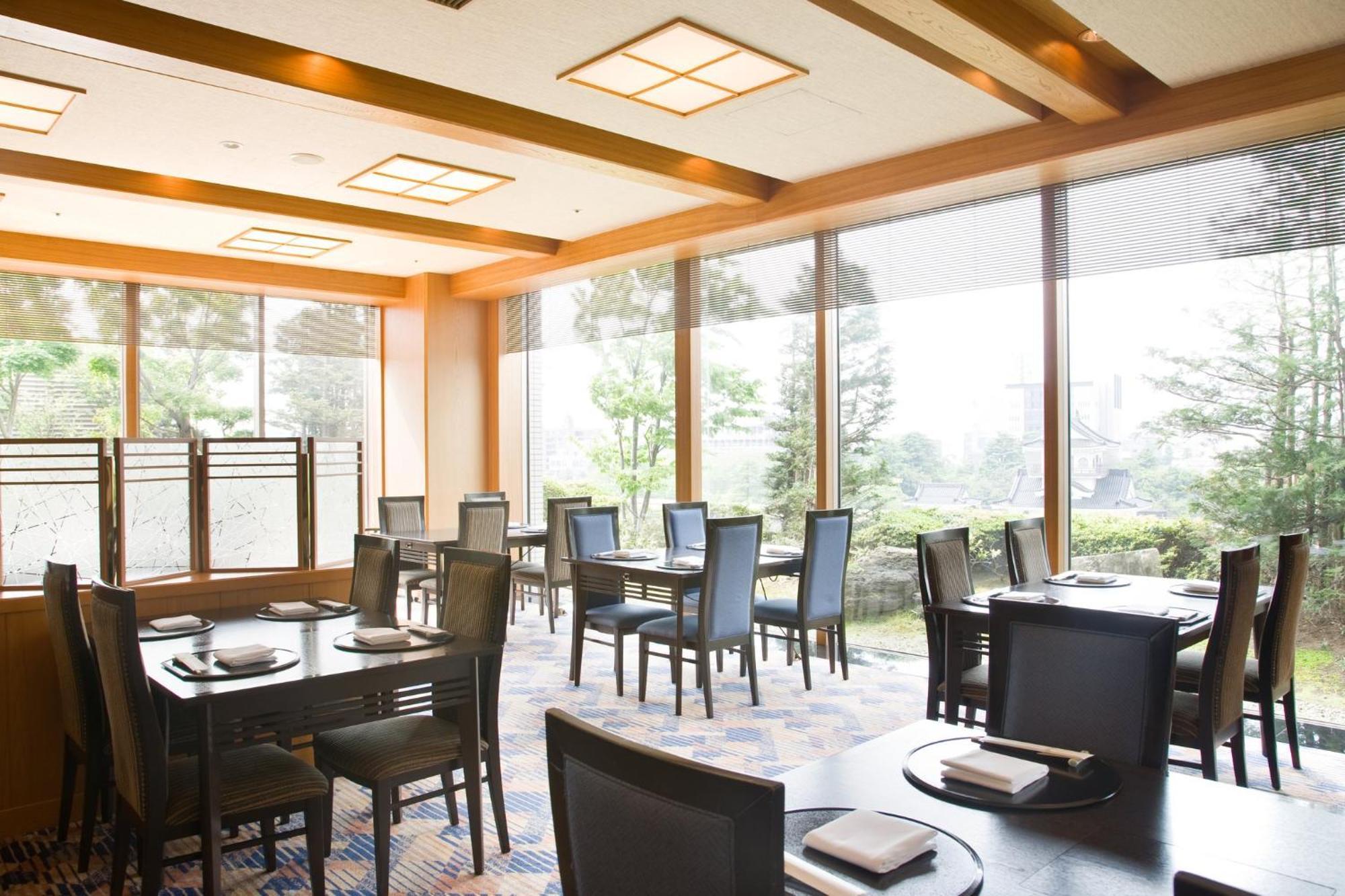 ANA Crowne Plaza Toyama, an IHG Hotel Eksteriør billede